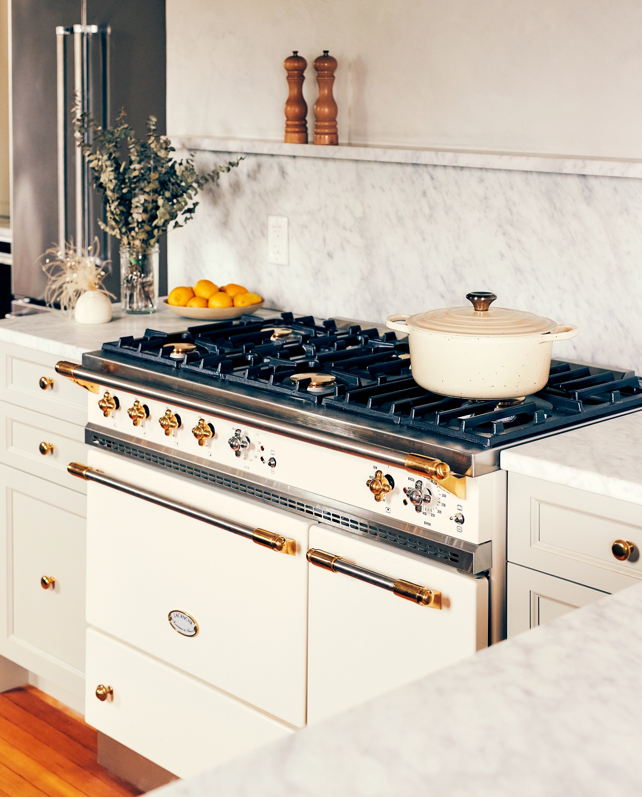Savigny range in Ivory